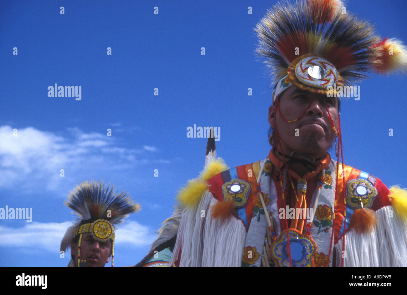 Tradizionale Nativa Americana abito in un powwow sul Pine Ridge indiano prenotazione Dakota del Sud Foto Stock