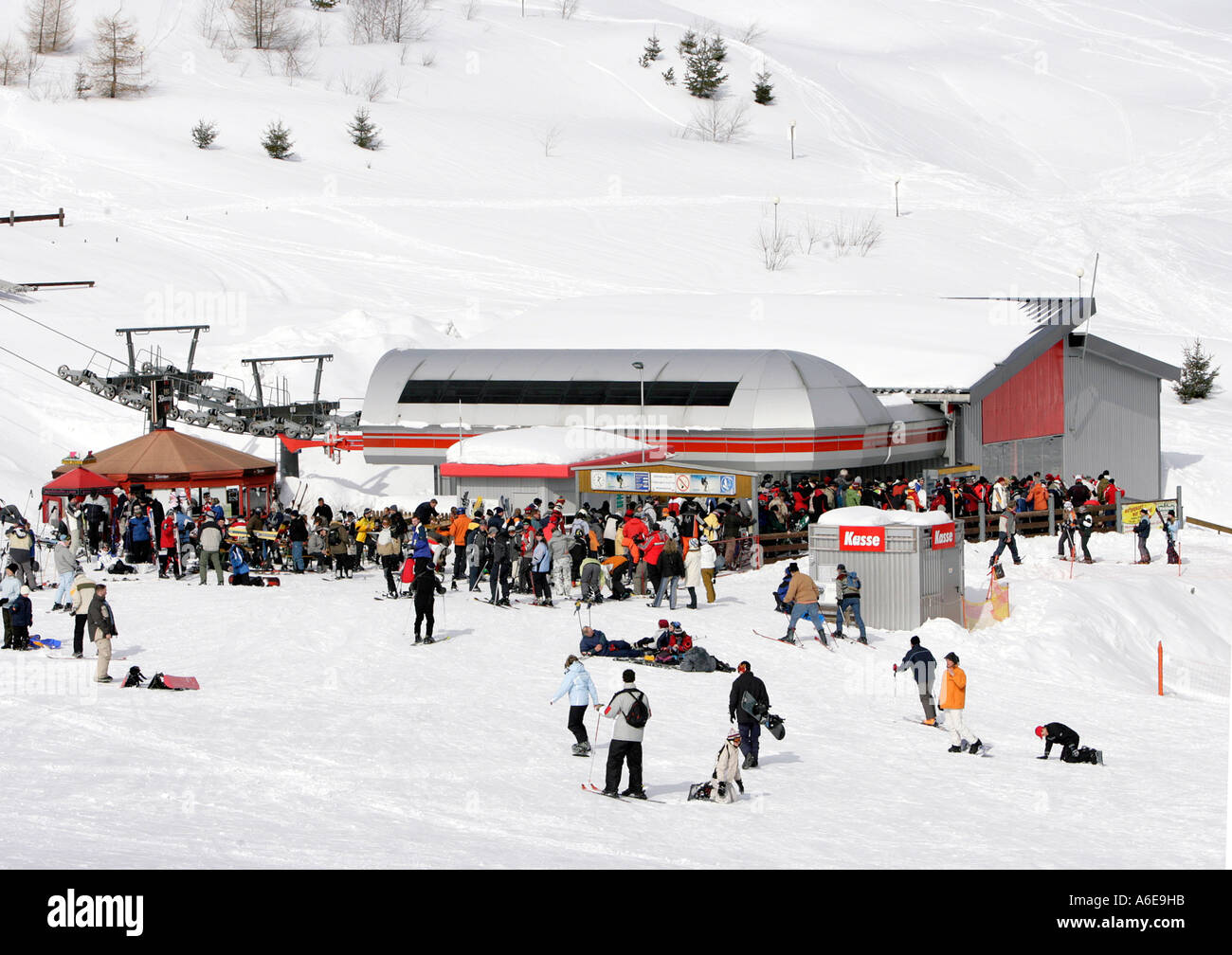 Seggiovia stazione nella regione sciistica Fichtelberg a Oberwiesenthal, Monti Metalliferi, Erz Monti Metalliferi, Bassa Sassonia, Germania Foto Stock