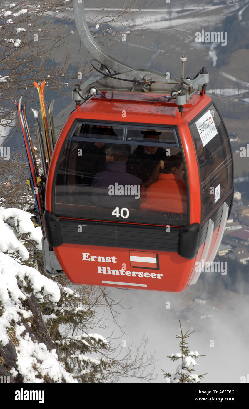 Bolla autovetture sul Hahnenkamm Kitzbuhel Austria chiamato dopo la famosa gara di sci vincitori Foto Stock