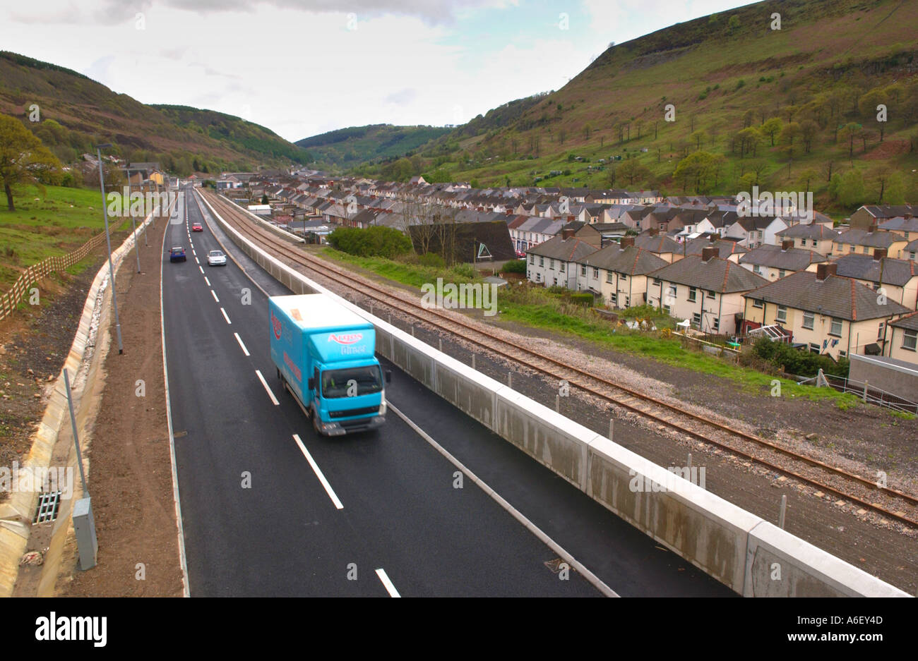 Bypass road a Cwm Blaenau Gwent South Wales UK Foto Stock