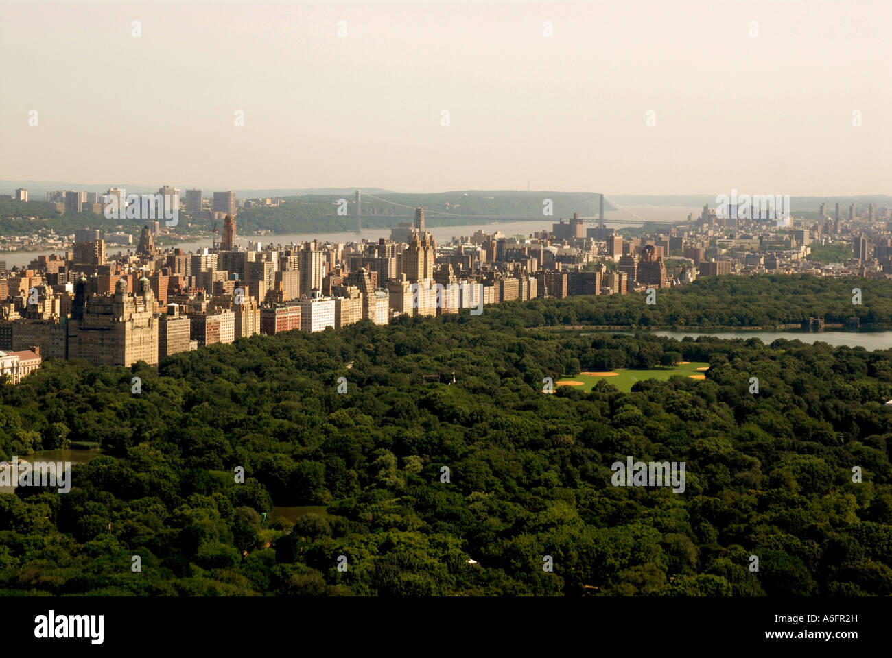 Vista lungo la Central Park West in NJ NYC Foto Stock