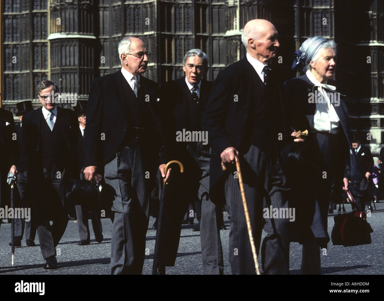 Processione annuale di giudici da Westminster Abbey alla House of Lords seguente servizio per contrassegnare benning del termine di legge. Scarman Foto Stock