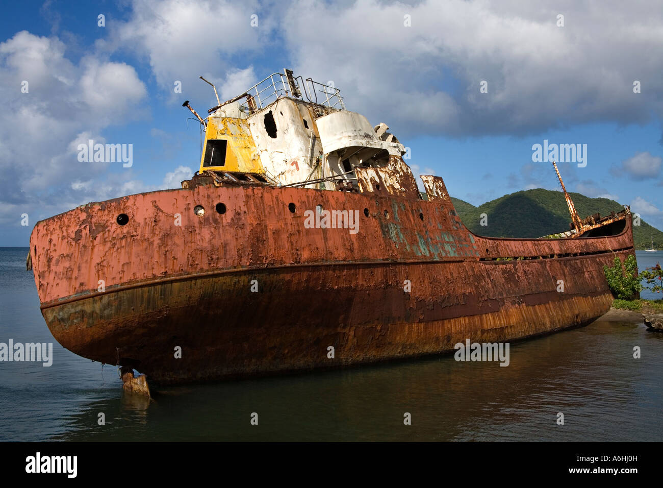 Relitto di nave Prince Rupert Bay Portsmouth città Dominica Piccole Antille isole Windward Caraibi Foto Stock