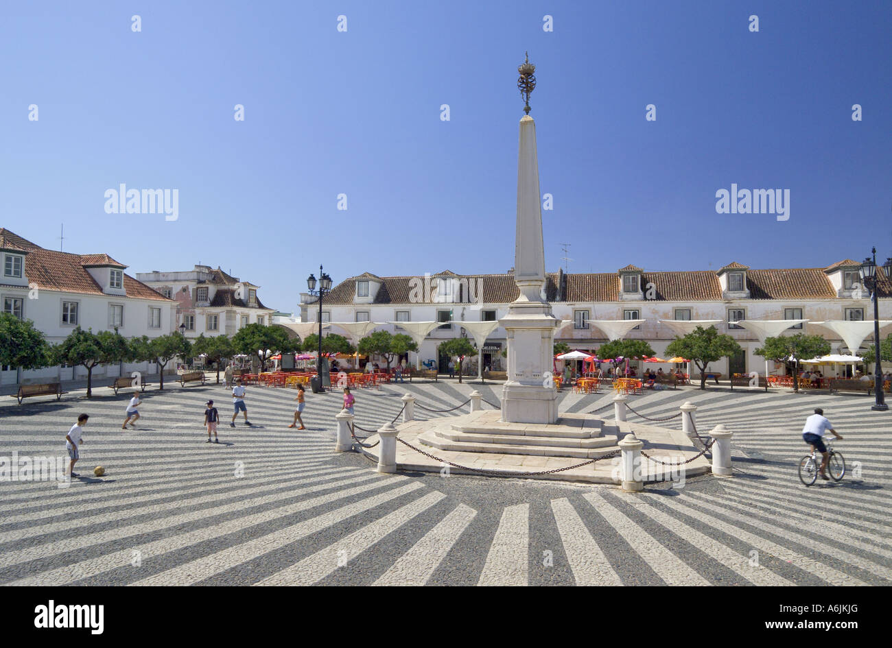 Il Portogallo, Algarve, Vila Real de Santo Antonio piazza principale, la Praça Marques do Pombal Foto Stock