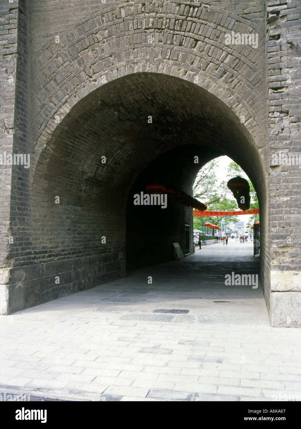 Le mura della città di Xi'an Xian grande antica capitale della Cina cinese di Shaanxi Asia Asia asiatica Foto Stock