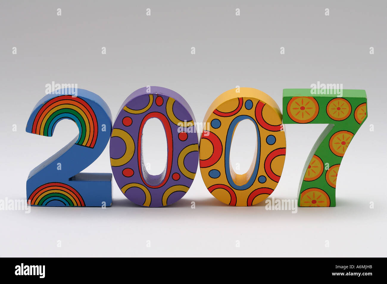 Numero di legno di legno giocattolo easy learning 2007 array organizza close up close-up di dettaglio assistenza di apprendimento spostare del movimento Foto Stock