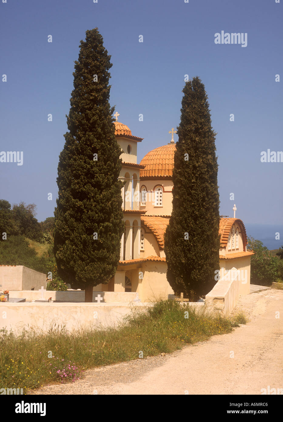 Chiesa tradizionale a Astratigos vicino Rodopos sulla Penisola di Rodopou nella parte occidentale di Creta Grecia Foto Stock