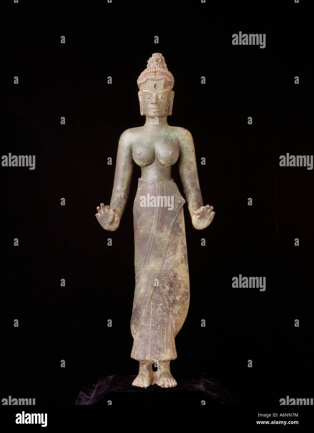 Statua di bronzo di Tara Cham Museum Da Nang Vietnam Indocina Asia del sud-est asiatico Foto Stock