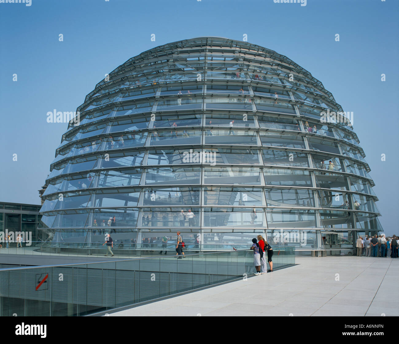 La cupola del Reichstag a Berlino Germania Foto Stock