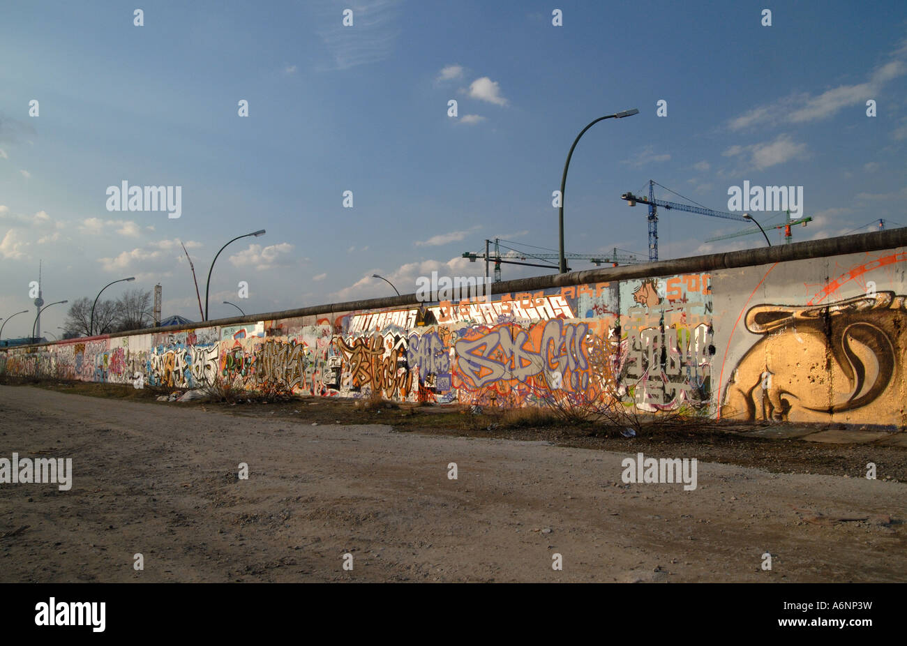 Parte intatta del muro di Berlino Foto Stock