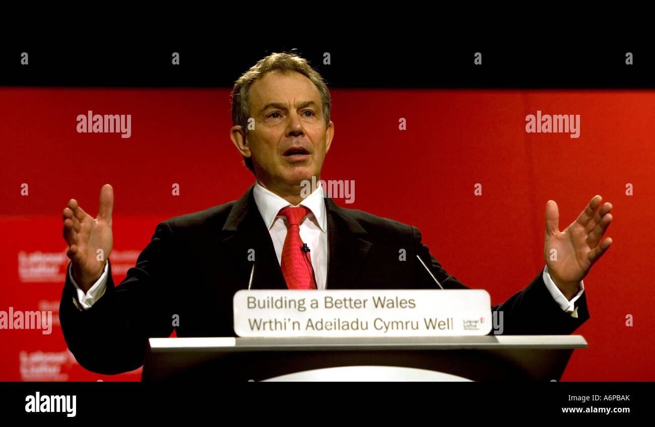 Ex British Primo Ministro Tony Blair, affrontando un Welsh Labour Party Conference Foto Stock