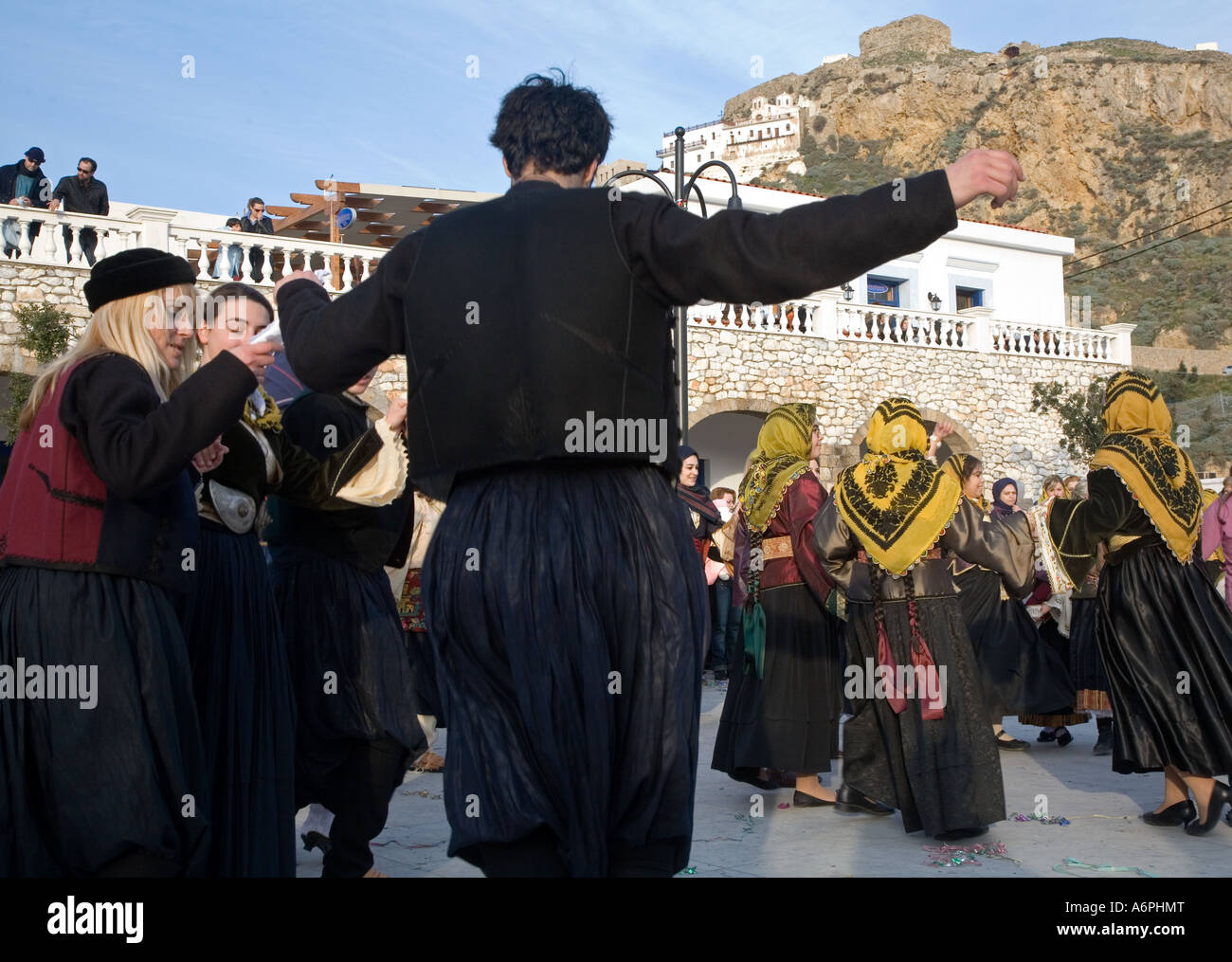 Ballerino maschio a pulire lunedì celebrazioni Skyrian Aprokreas Festival Skyros Isole Greche Grecia Hellas Foto Stock