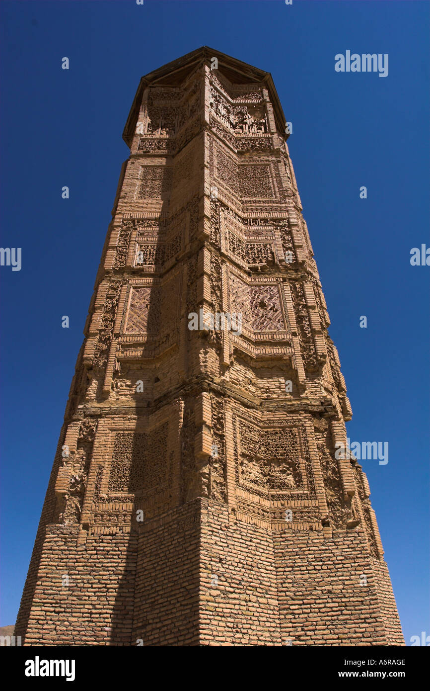 AFGHANISTAN Ghazni minareto di Bahram Shah uno dei due primi anni del XII secolo i minareti altri costruito dal Sultano Mas ud 111 Foto Stock