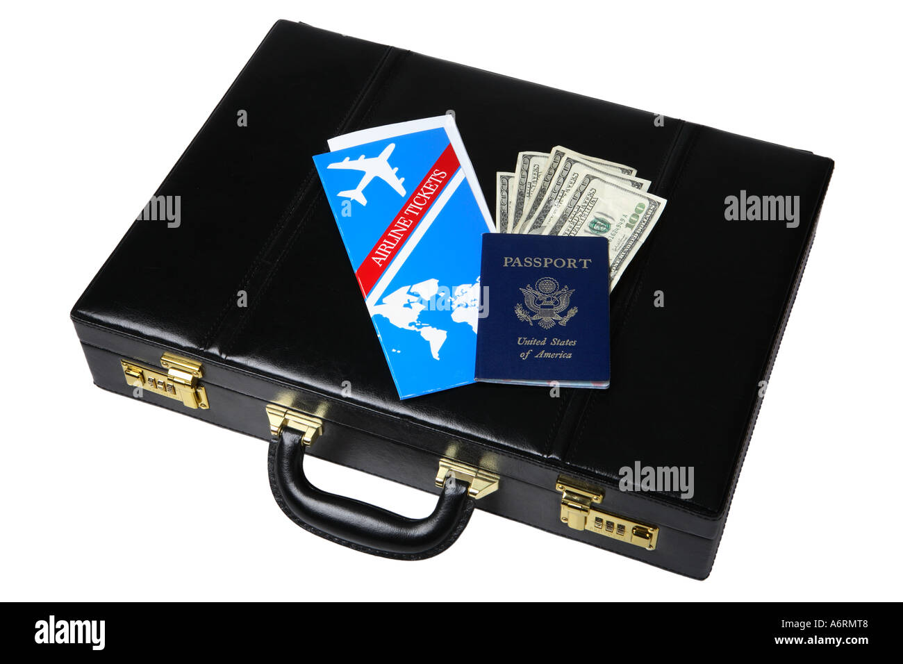 Biglietto aereo, Passaporto e denaro sul bagaglio business. Foto Stock