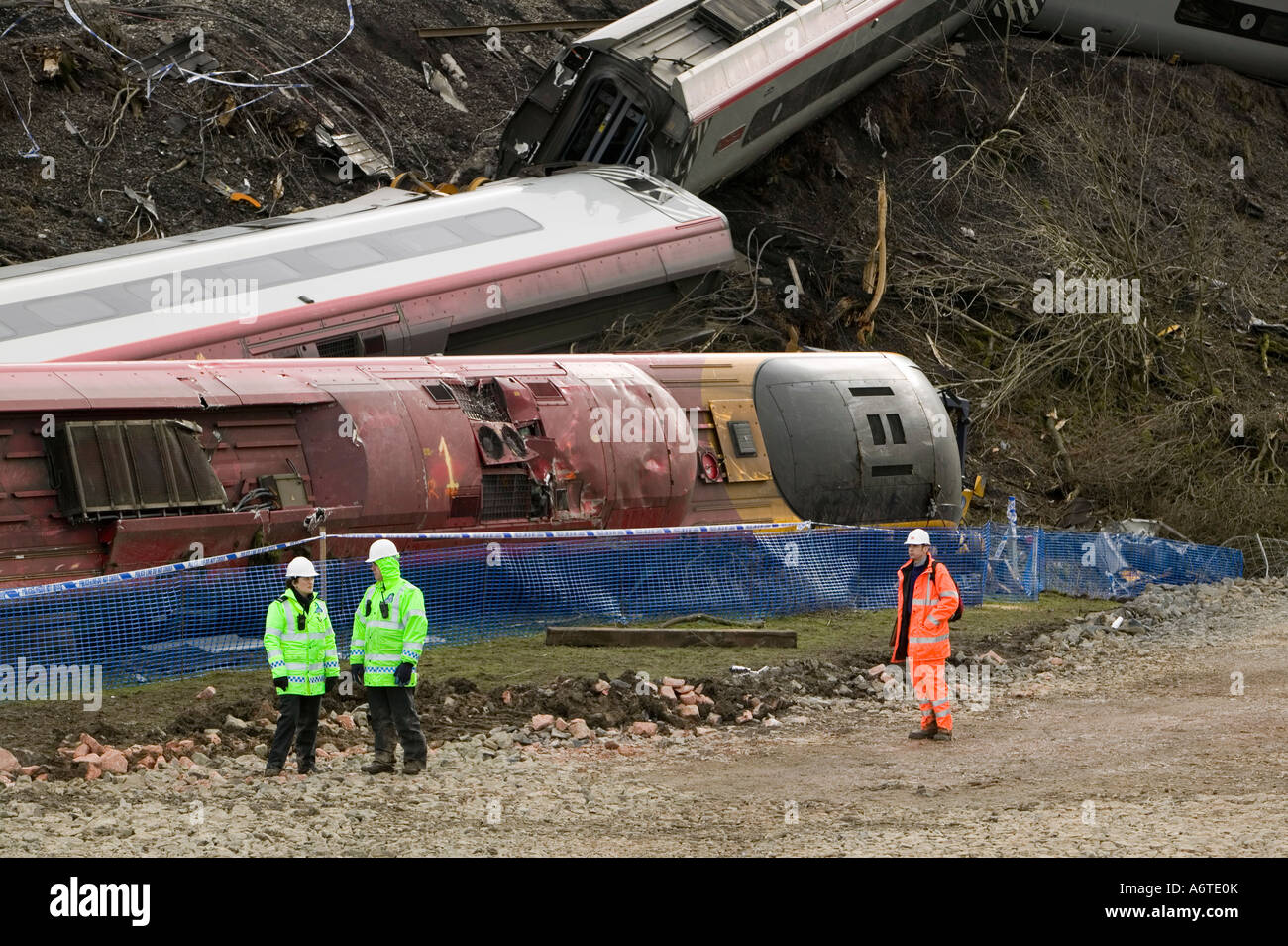 La vergine il treno va in crash in marzo 07 a Grayrigg, Kendal Cumbria causato da via difettosa maintainace Foto Stock