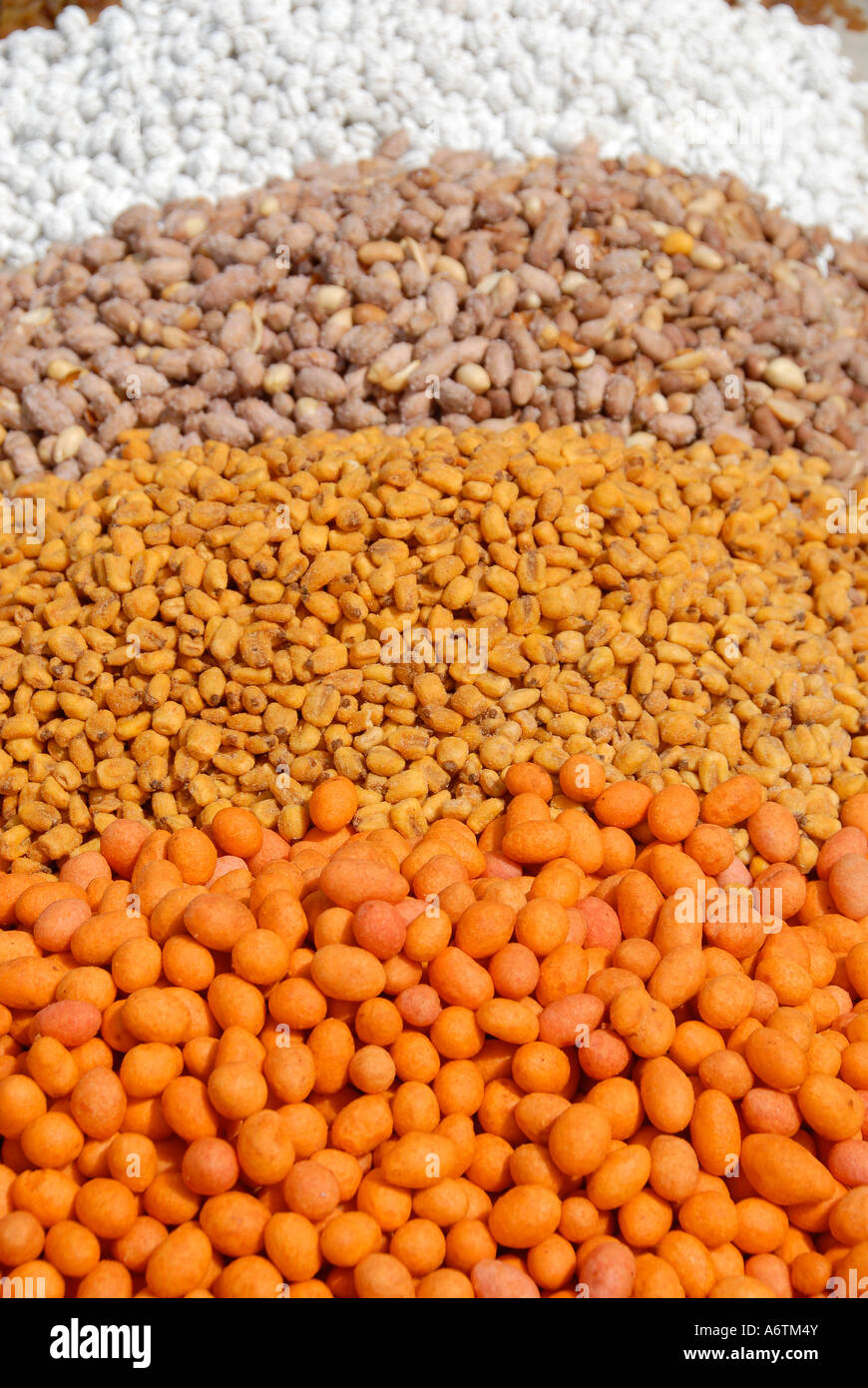 Snack alimentare stallo in Kaleici, città vecchia, Antalya, Turchia Foto Stock