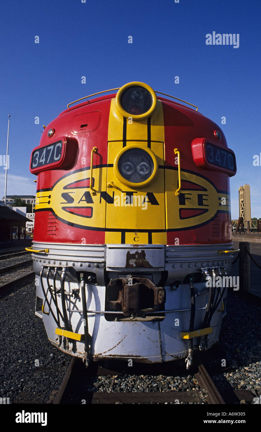 California Sacramento Old Sacramento California State Railroad Museum degli anni cinquanta era Santa Fe locomotiva diesel Foto Stock
