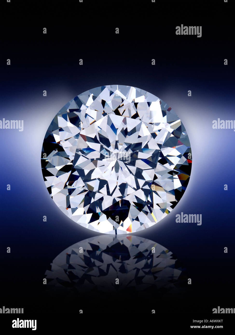 Close up di una brillante il taglio del diamante Foto Stock