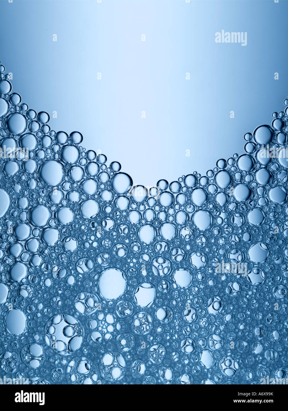 Una chiusura di alcune bolle blu Foto Stock