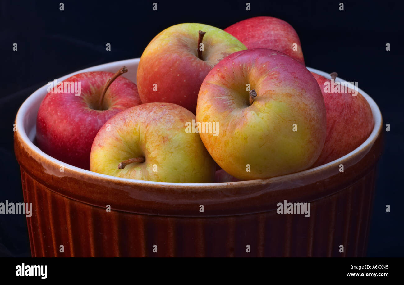 Ciotola di mele Foto Stock
