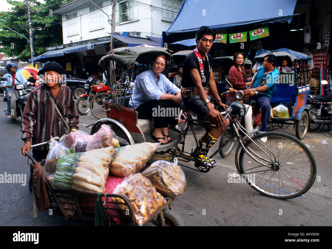 Thailandia, Bangkok trasporto bici Bicicletta carrello Thai Foto Stock