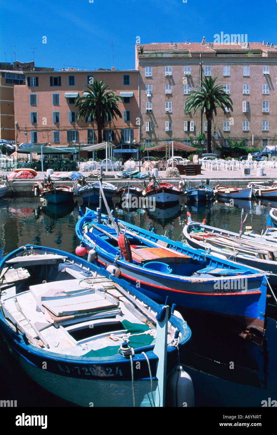 Piccole barche da pesca Ajaccio Corsica Francia Europa Mediterranea Foto Stock