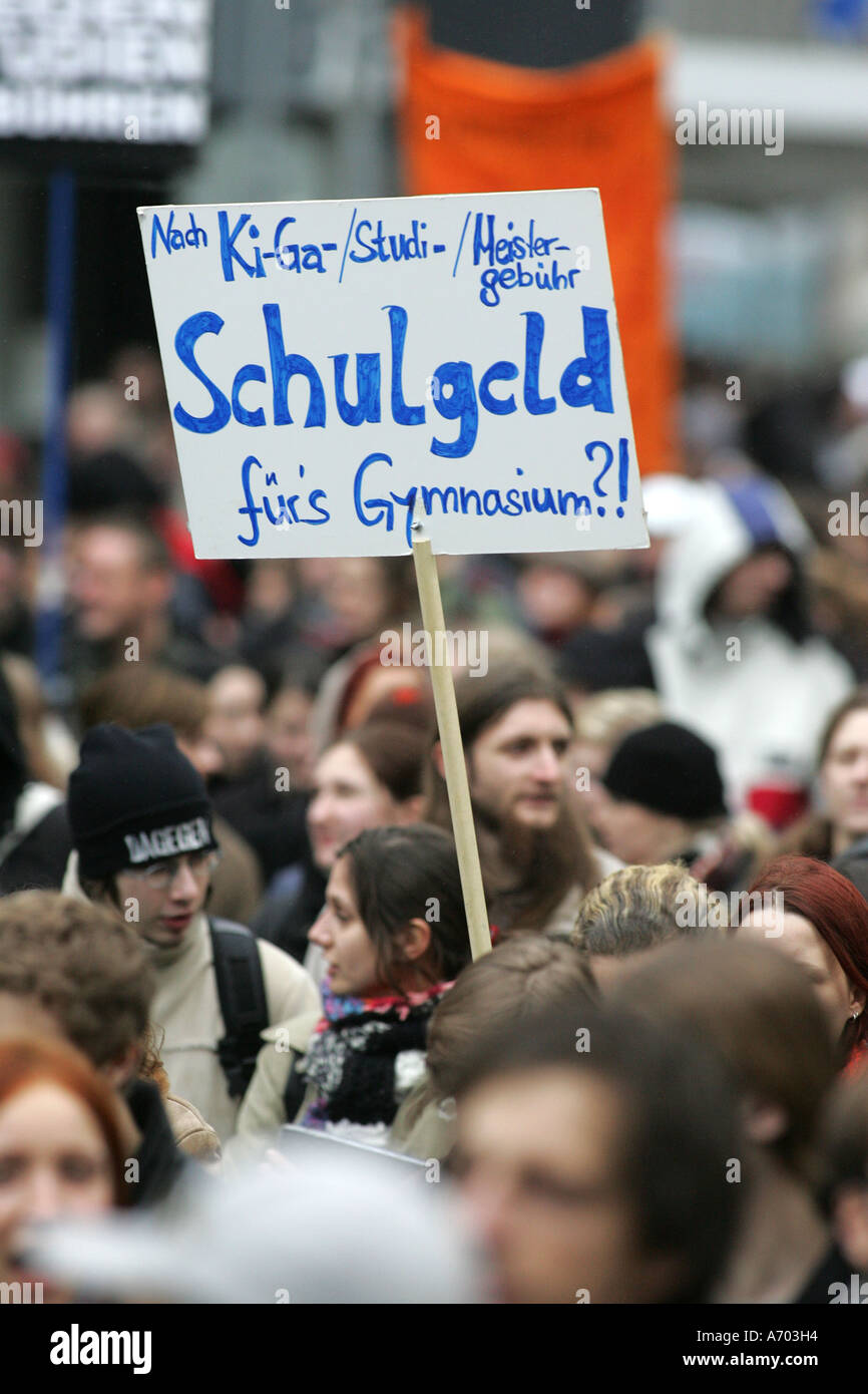 Mannheim, DEU, 03.02.2005, studente dimostrazione contro l'introduzione di tasse di studio, dimostrazione di Mannheim Foto Stock