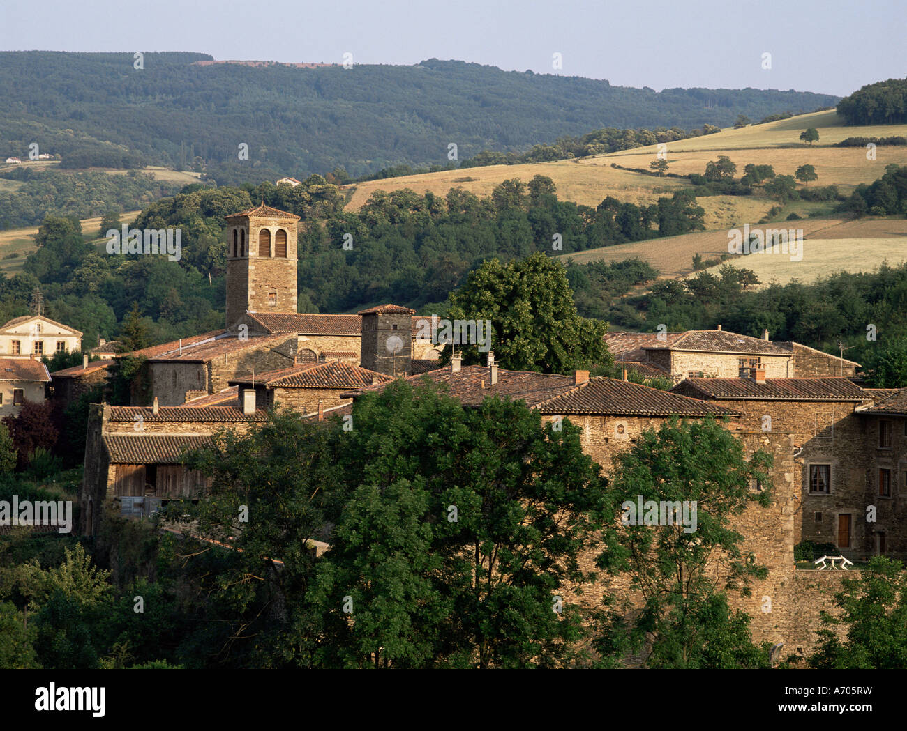 Villaggio di ST CROIX en Jarez Rhone Alpes Francia Europa Foto Stock