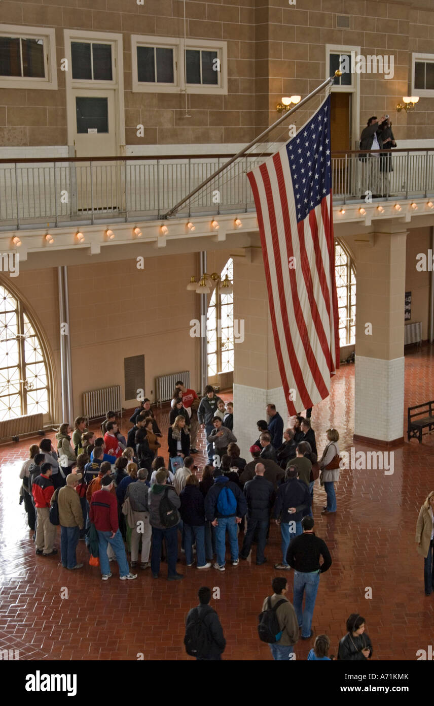 Gruppo di Tour a Ellis Island Foto Stock
