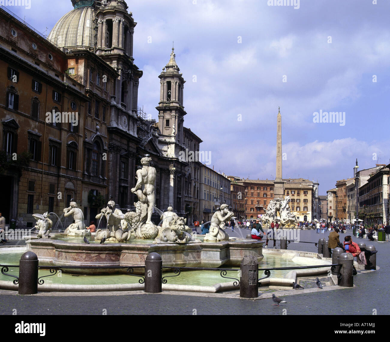 Geografia / viaggi, Italia, Roma, fontane, la Fontana del Moro, costruito 1654, Piazza Navona, la Fontana dei Quattro Fiumi con obelis Foto Stock