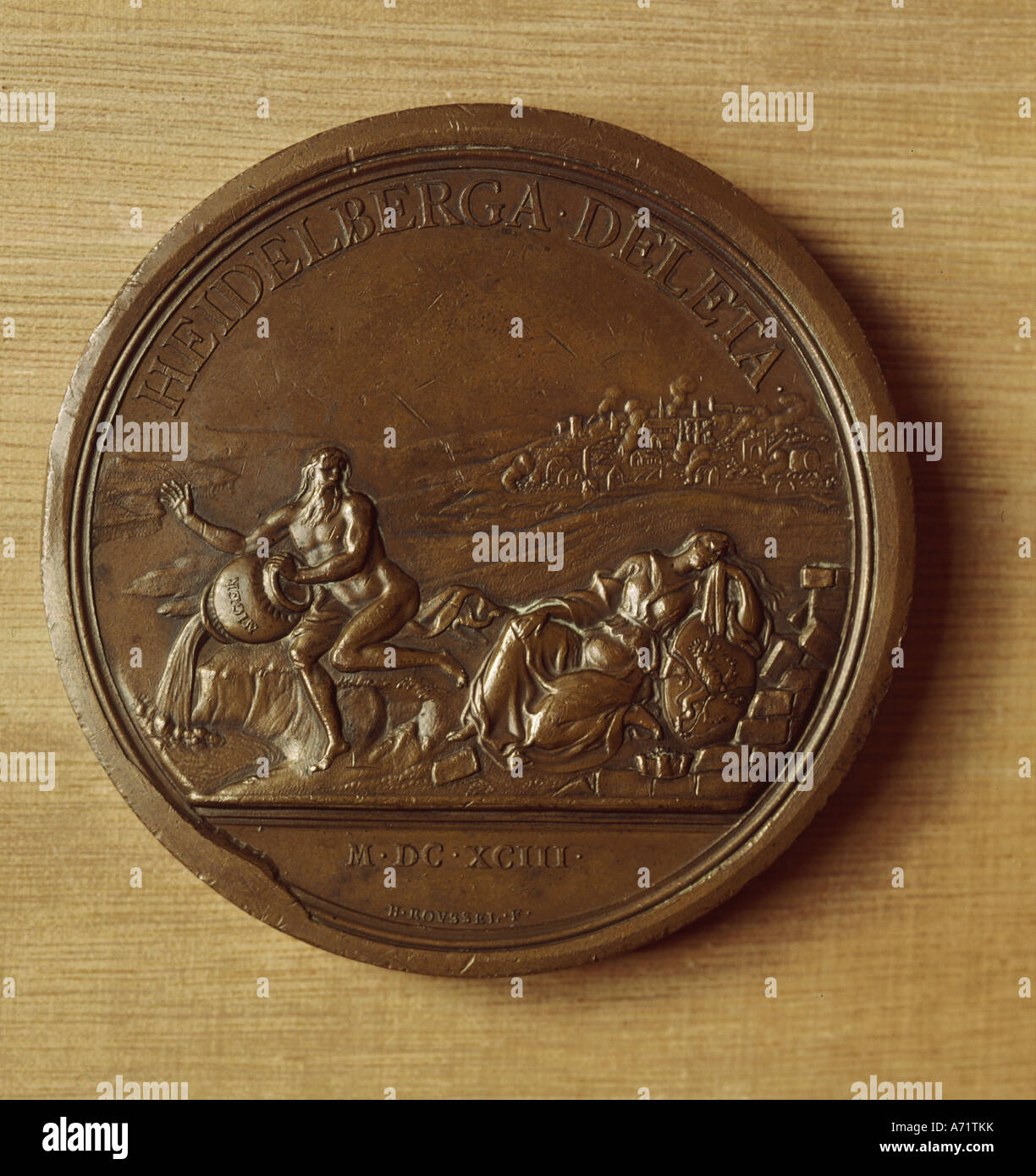 Eventi, Guerra Dei Nove Anni 1688 - 1697, distruzione del Palatinato da parte delle truppe francesi sotto il generale Melac, distruzione di Heidelberg 1688, monete commemorative francesi, Museo Palatinato, Heidelberg, storico, storico, Guerra di successione Palatiniana, Guerra di Orleans, sindacati, Francia, numismatica, 17th secolo, Foto Stock