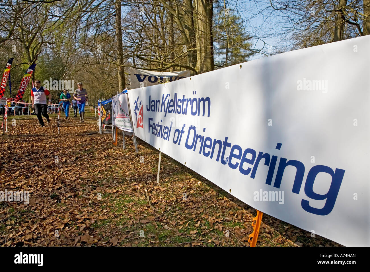Banner di orienteering al traguardo per la Jan Kjellstrom evento orienteering Foresta di Dean REGNO UNITO Foto Stock