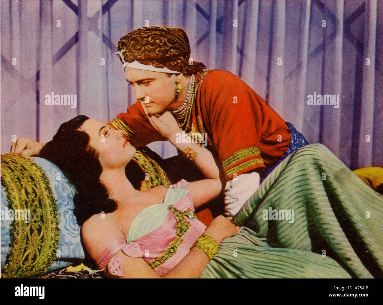 Aladino e la sua lampada 1952 AB Pathe film con Patricia Medina e John Sands Foto Stock