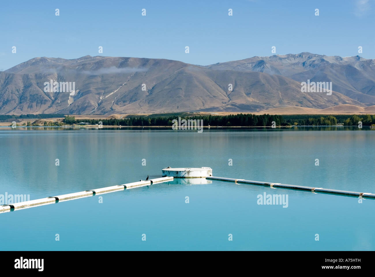 Diga galleggiante immagini e fotografie stock ad alta risoluzione - Alamy