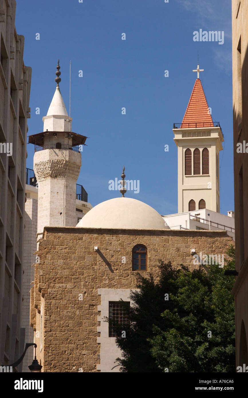 La moschea di Emir Mounzer e Saint Louis Chiesa dei cappucini il centro cittadino di Beirut Libano Foto Stock