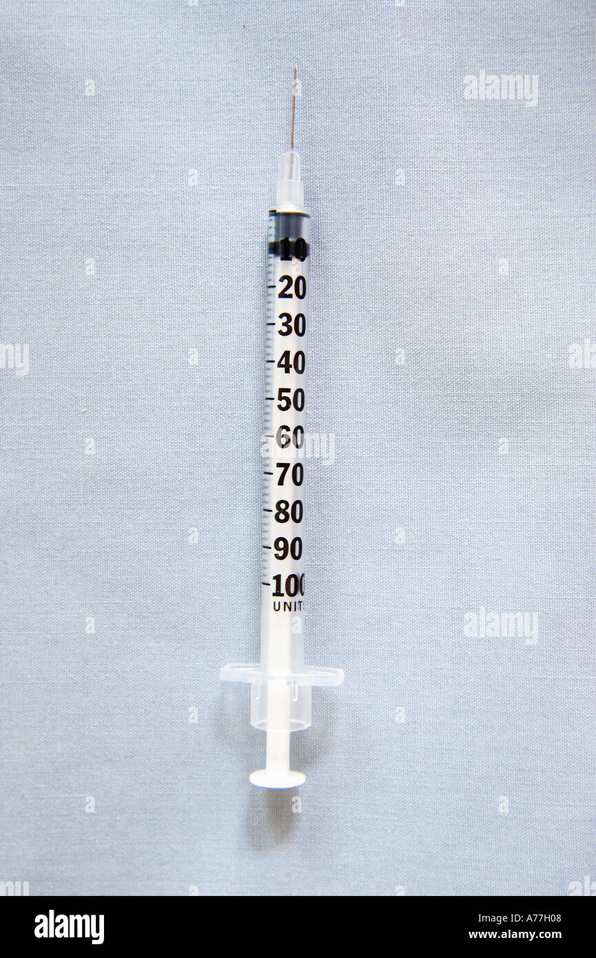 Siringa da insulina immagini e fotografie stock ad alta risoluzione - Alamy