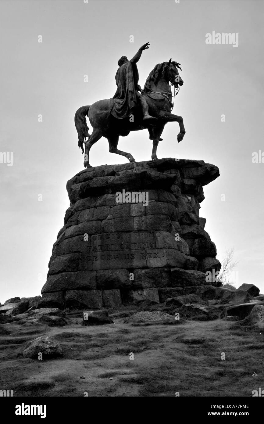 Il rame statua equestre del re George III, Windsor Great Park Foto Stock