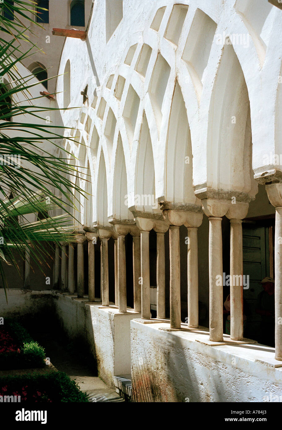 Chiostri del XI secolo il convento dei Cappuccini di fianco al duomo di Sant Andrea a Amalfi