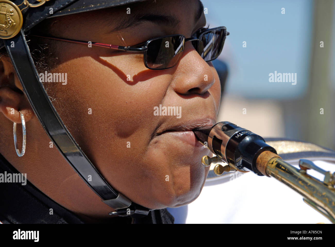 High School Marching Band partecipare al Festival di fragola Parade Plant City Florida FL FLA USA US Foto Stock