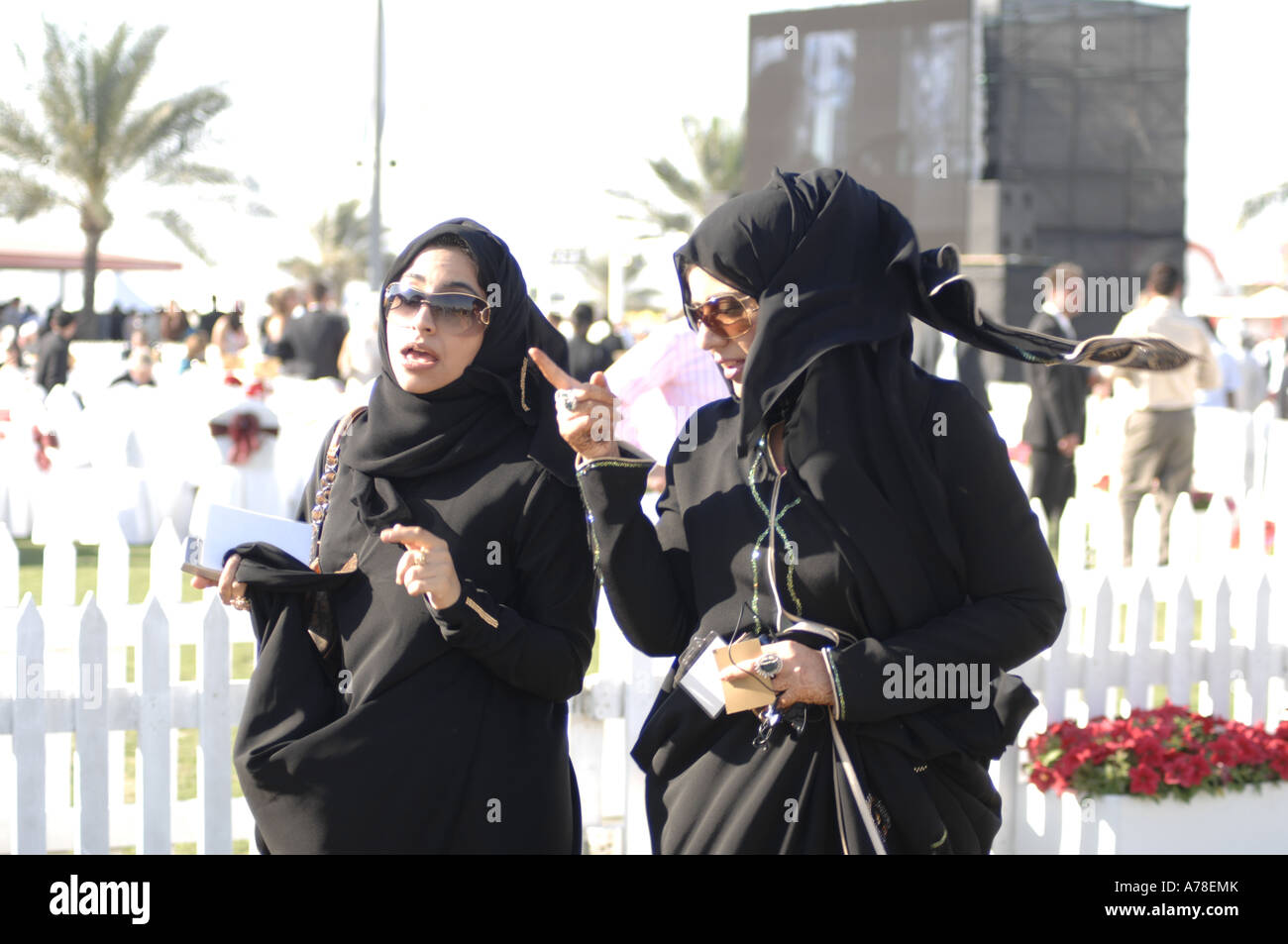 Emirati le donne a Dubai World Cup Foto Stock