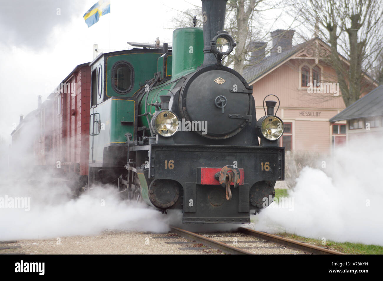 Esecuzione di forte per i turisti locomotiva a vapore Orenstein Koppel dal 1908 Dalhem Stazione Ferroviaria e Museo Gotland Svezia Foto Stock