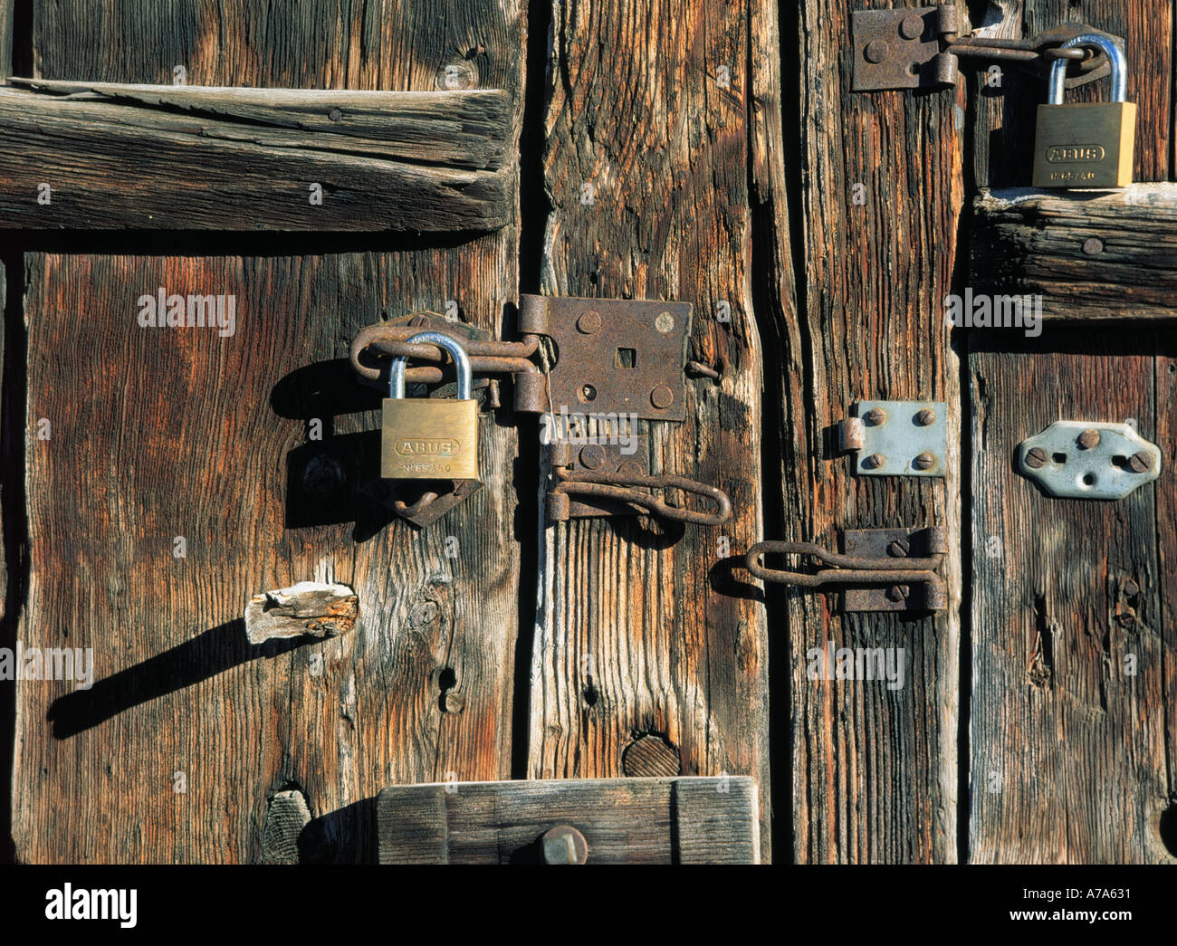 Le porte chiuse di un Capannone Foto Stock