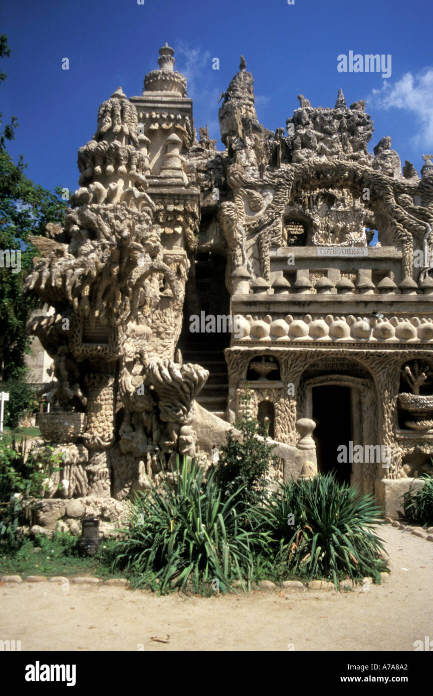 La sezione occidentale del Palais Ideal du Facteur Cheval Hauterives dipartimento Drôme Francia Foto Stock