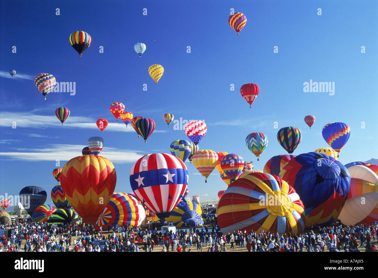Il decollo a Albuquerque balloon festival nel Nuovo Messico Foto Stock