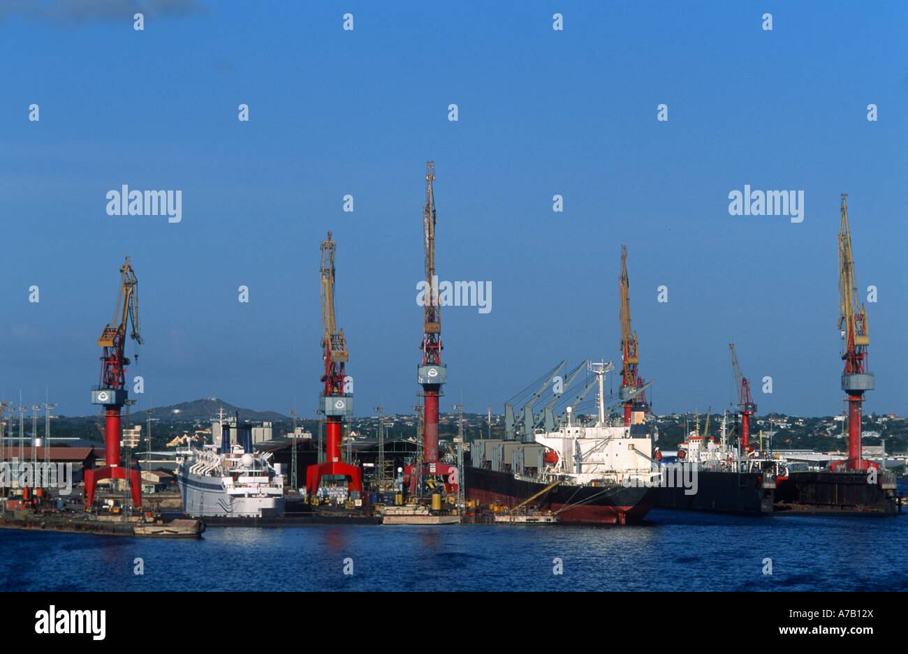 Cantieri navali dei Caraibi con le navi Foto Stock