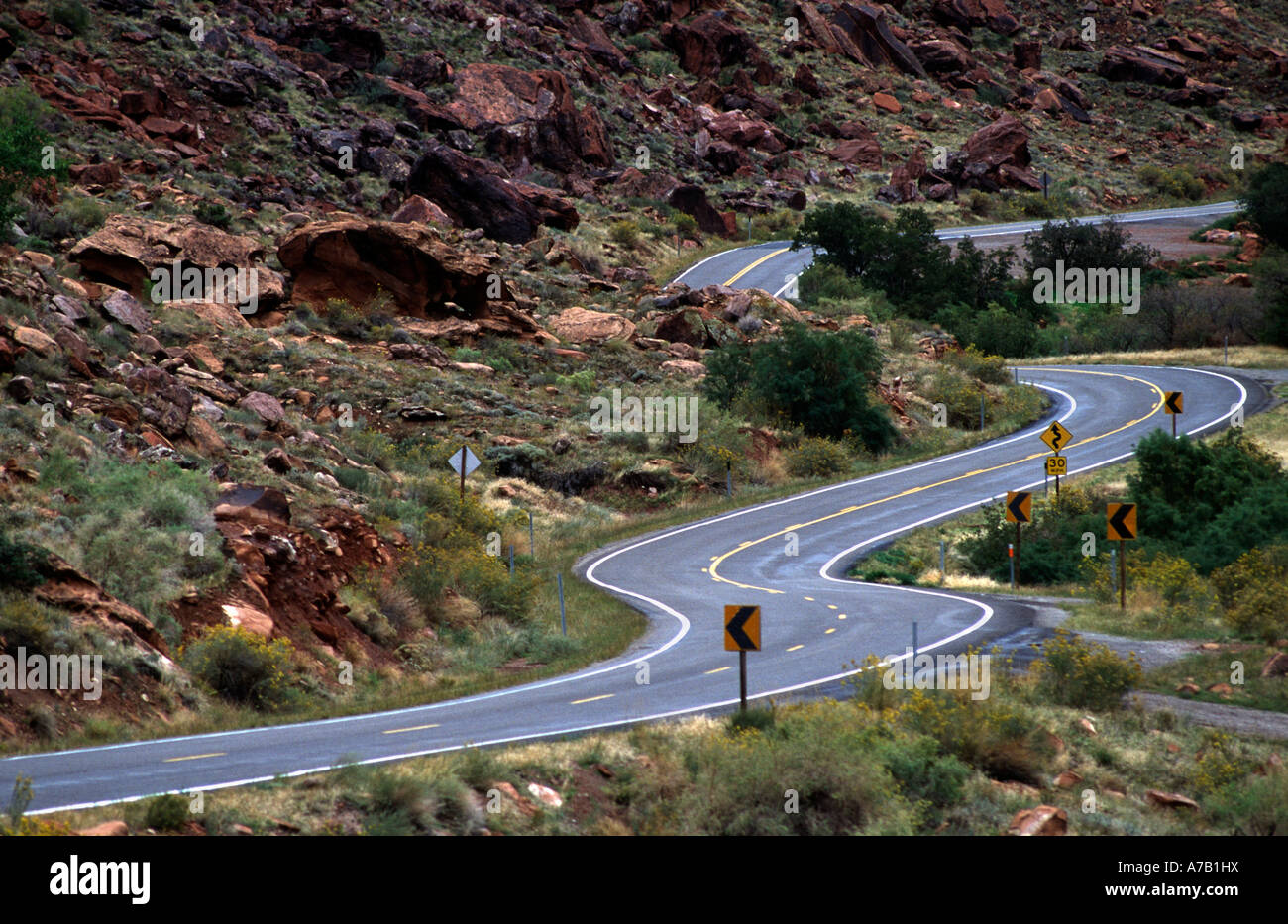 Strada curva nei pressi di Moab Utah Foto Stock