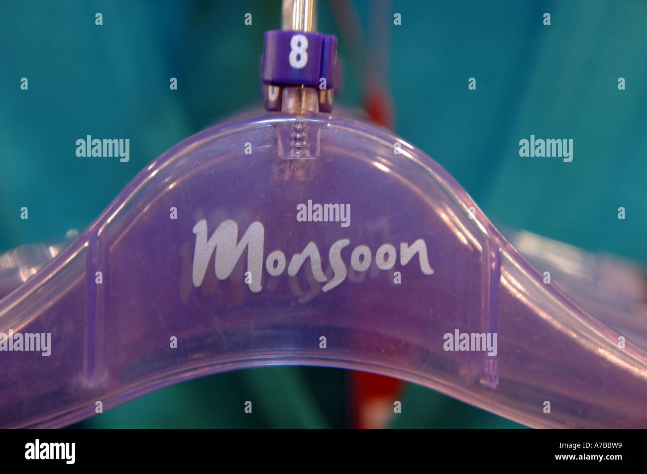 Negozio di monsone appendiabiti, Gran Bretagna REGNO UNITO Foto Stock