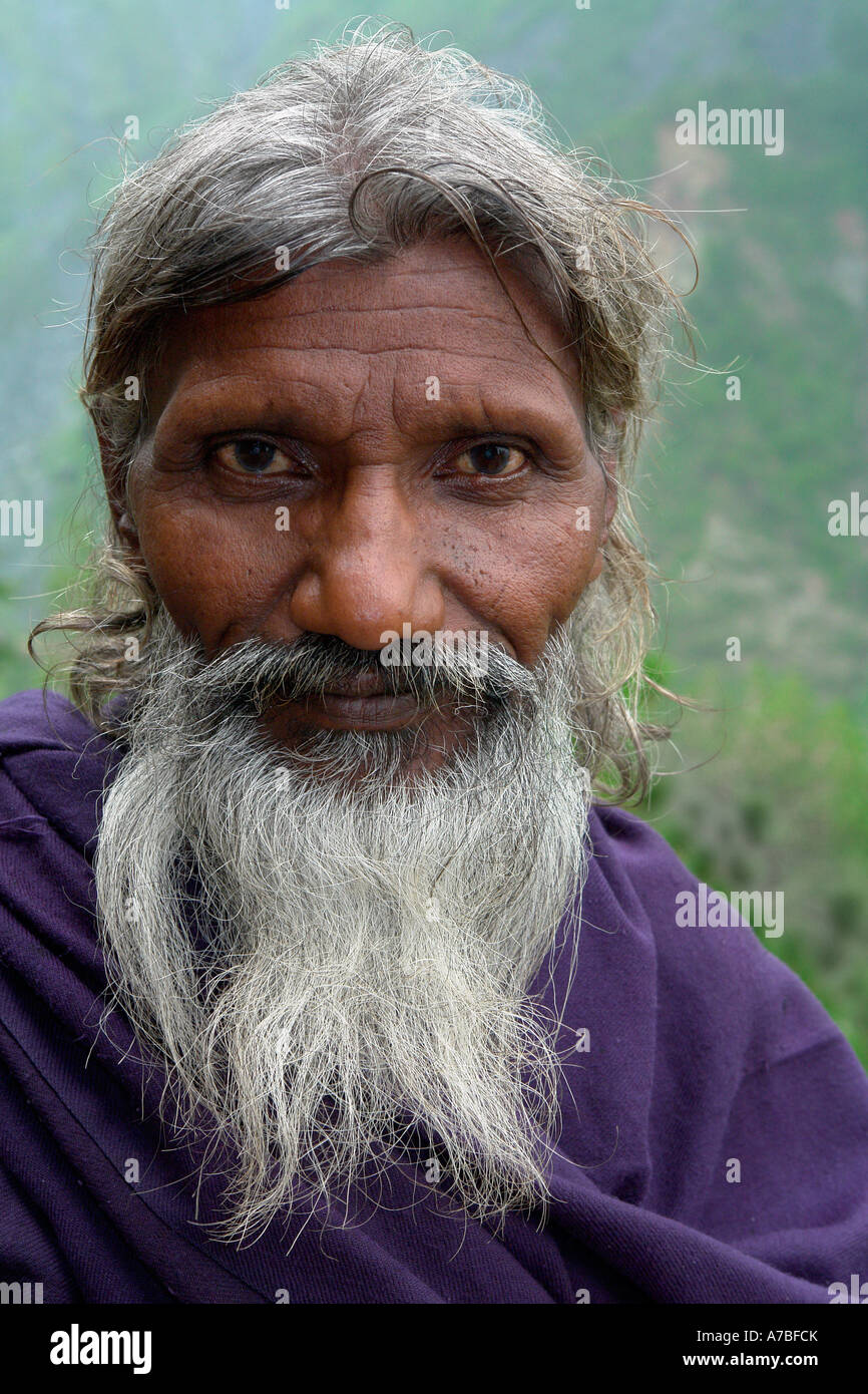 uomo alla bhagsu Foto Stock