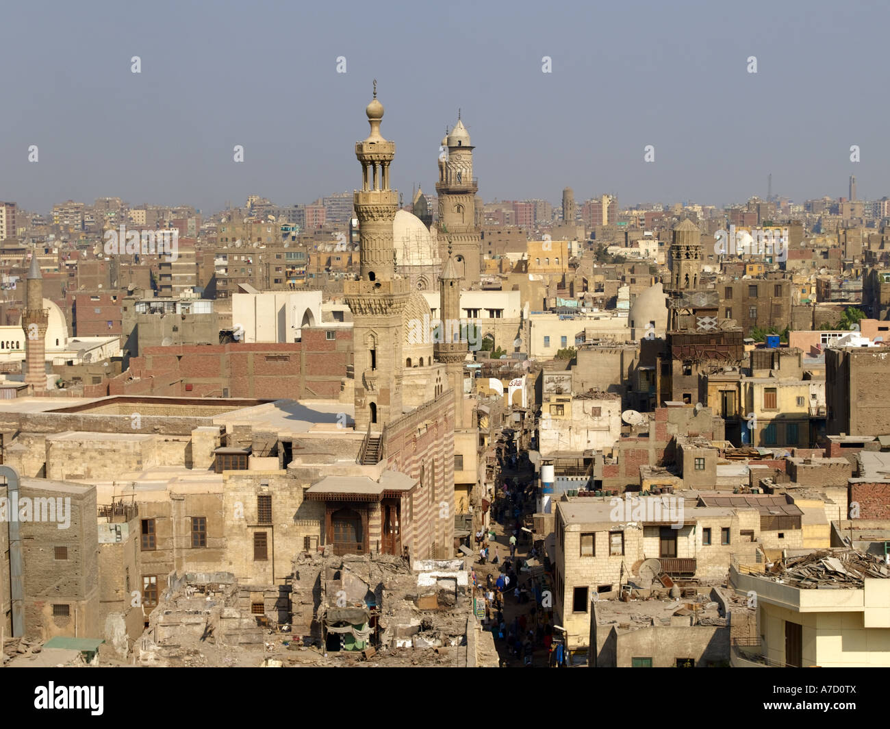 Nei pressi di Khan Al Khalili vista da El Moschea Ghouria Foto Stock