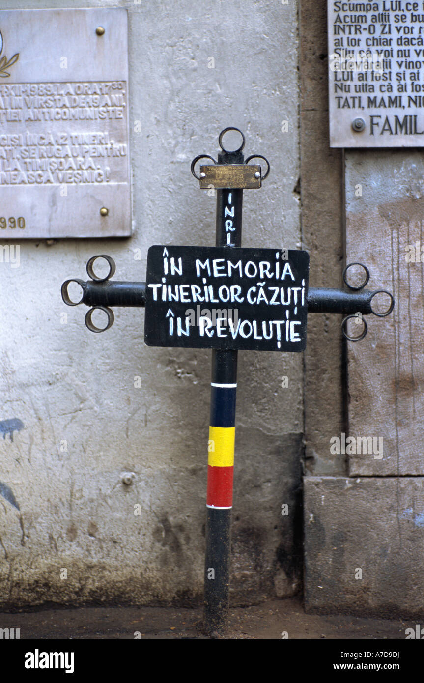 Bucarest, tomba di marcatura di pietra 1989 rivoluzione Foto Stock